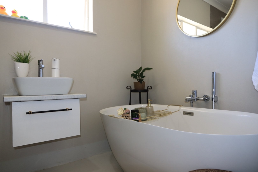 3 Bedroom Property for Sale in Greenfields Eastern Cape